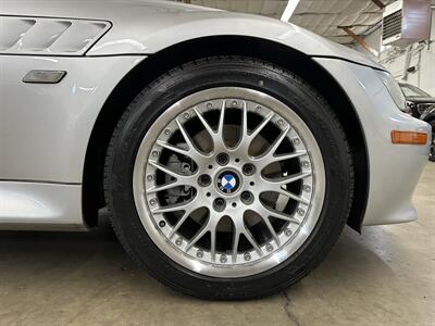 2001 BMW Z3 3.0i  1-Owner - Photo 50 - Portland, OR 97220