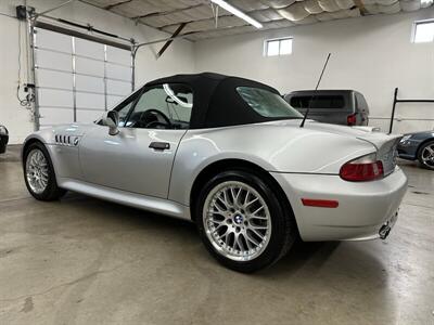 2001 BMW Z3 3.0i  1-Owner - Photo 5 - Portland, OR 97220