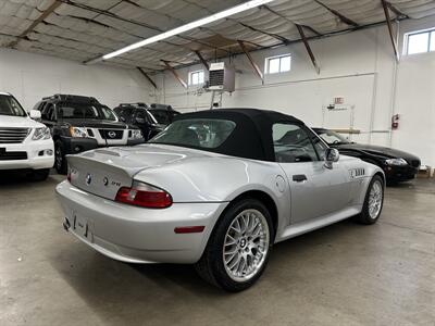 2001 BMW Z3 3.0i  1-Owner - Photo 3 - Portland, OR 97220