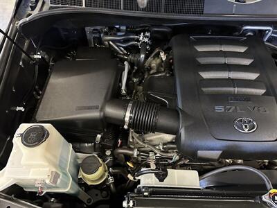 2012 Toyota Sequoia Platinum   - Photo 61 - Portland, OR 97220