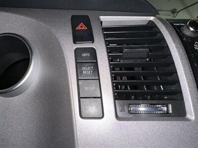 2012 Toyota Sequoia Platinum   - Photo 30 - Portland, OR 97220