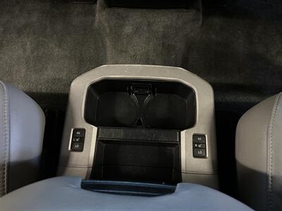 2012 Toyota Sequoia Platinum   - Photo 40 - Portland, OR 97220