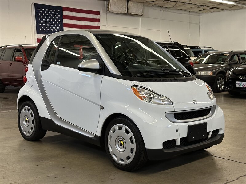 2012 Smart fortwo pure   - Photo 1 - Portland, OR 97220