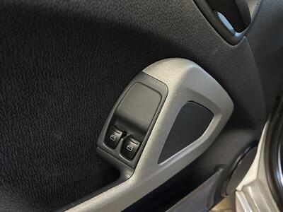 2012 Smart fortwo pure   - Photo 23 - Portland, OR 97220