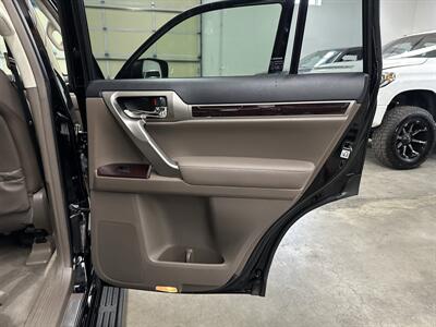 2014 Lexus GX 460 - Photo 42 - Portland, OR 97220