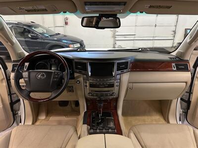 2008 Lexus LX 570   - Photo 19 - Portland, OR 97220