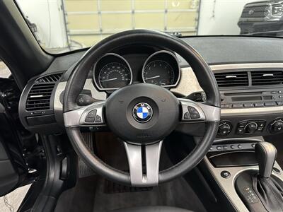 2005 BMW Z4 3.0i   - Photo 14 - Portland, OR 97220