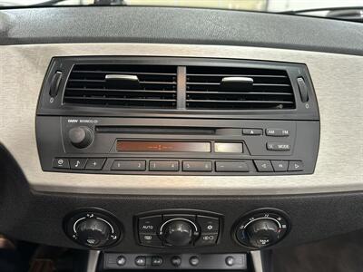 2005 BMW Z4 3.0i   - Photo 15 - Portland, OR 97220