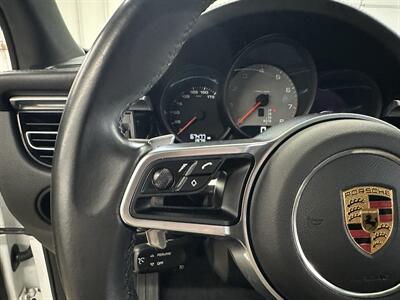 2021 Porsche Macan S   - Photo 27 - Portland, OR 97220