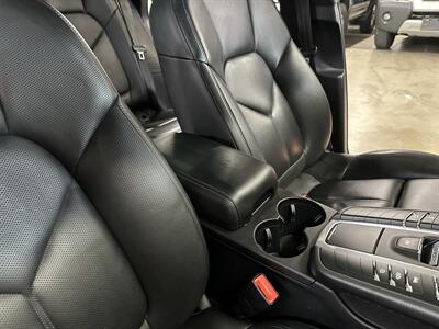 2021 Porsche Macan S   - Photo 34 - Portland, OR 97220