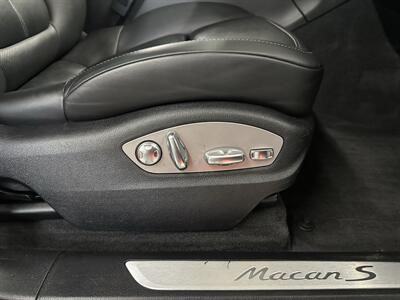 2021 Porsche Macan S   - Photo 26 - Portland, OR 97220