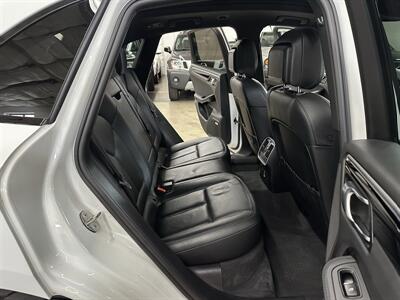 2021 Porsche Macan S   - Photo 13 - Portland, OR 97220