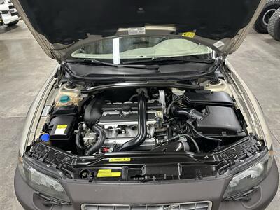 2002 Volvo XC70 - Photo 10 - Portland, OR 97220