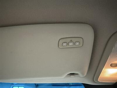 2002 Volvo XC70 - Photo 28 - Portland, OR 97220