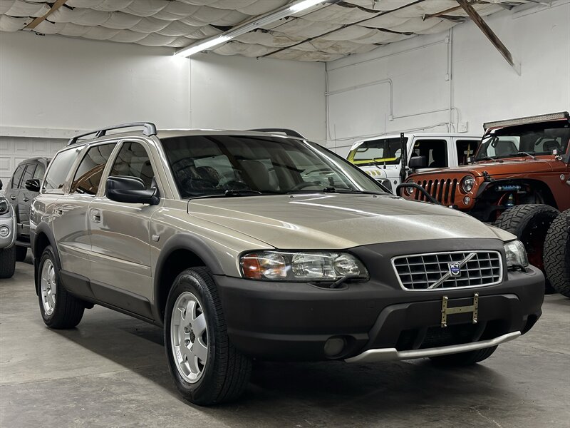 2002 Volvo XC70   - Photo 1 - Portland, OR 97220