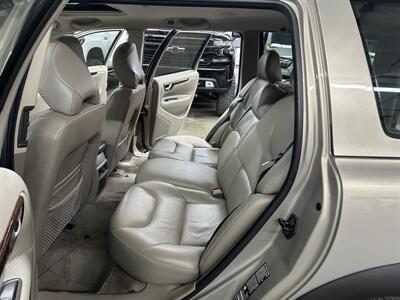 2002 Volvo XC70 - Photo 13 - Portland, OR 97220