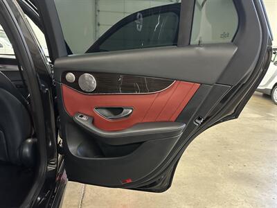2021 Mercedes-Benz GLC GLC 300 4MATIC  AWD - Photo 28 - Portland, OR 97220