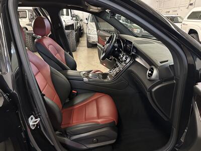 2021 Mercedes-Benz GLC GLC 300 4MATIC  AWD - Photo 14 - Portland, OR 97220