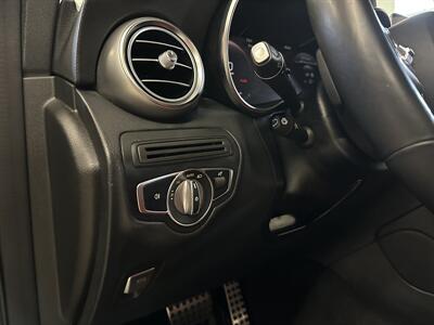 2021 Mercedes-Benz GLC GLC 300 4MATIC  AWD - Photo 30 - Portland, OR 97220