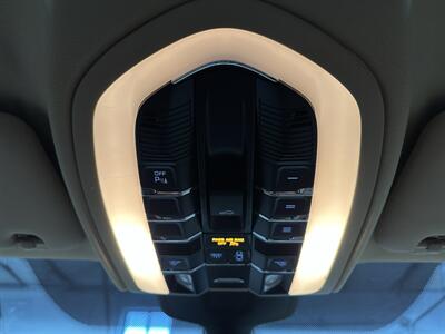 2014 Porsche Cayenne   - Photo 32 - Portland, OR 97220