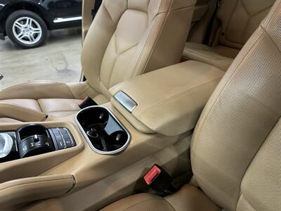 2014 Porsche Cayenne   - Photo 36 - Portland, OR 97220