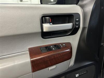 2014 Toyota Sequoia Platinum - Photo 27 - Portland, OR 97220