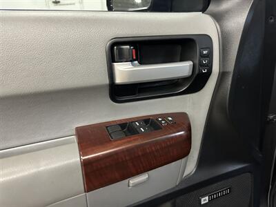2014 Toyota Sequoia Platinum - Photo 27 - Portland, OR 97220