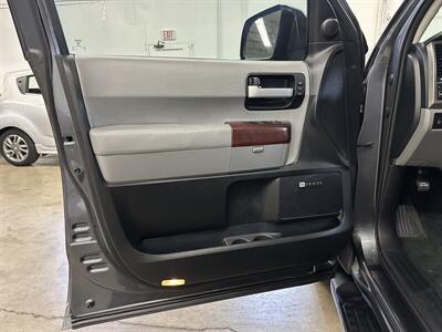 2014 Toyota Sequoia Platinum - Photo 25 - Portland, OR 97220