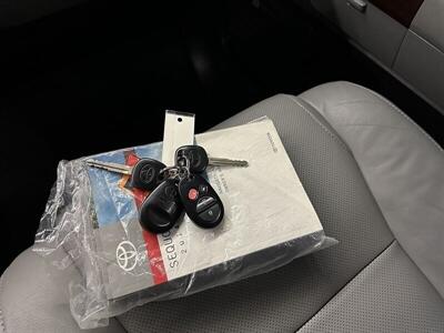 2014 Toyota Sequoia Platinum - Photo 43 - Portland, OR 97220