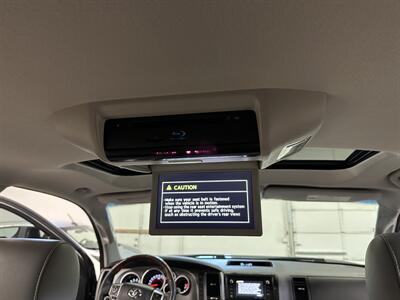 2014 Toyota Sequoia Platinum - Photo 24 - Portland, OR 97220