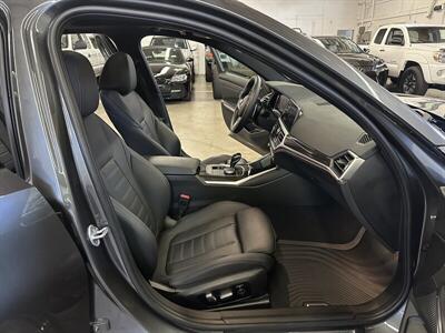 2021 BMW M340i xDrive  1-Owner - Photo 12 - Portland, OR 97220