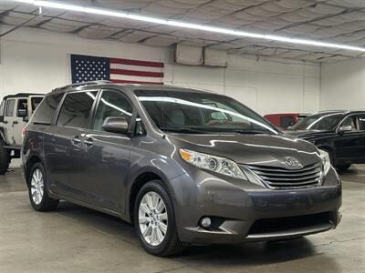 2013 Toyota Sienna XLE 7-Passenger - Photo 1 - Portland, OR 97220