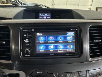 2013 Toyota Sienna XLE 7-Passenger - Photo 30 - Portland, OR 97220