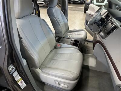 2013 Toyota Sienna XLE 7-Passenger   - Photo 38 - Portland, OR 97220