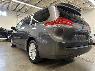 2013 Toyota Sienna XLE 7-Passenger - Photo 42 - Portland, OR 97220