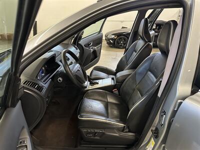 2012 Volvo XC90 3.2 R-Design   - Photo 14 - Portland, OR 97220