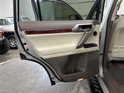 2012 Lexus GX 460 Premium   - Photo 47 - Portland, OR 97220