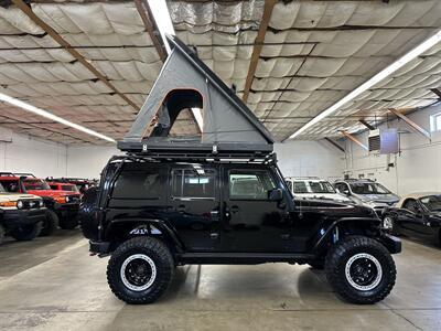 2015 Jeep Wrangler Unlimited Rubicon  OVERLANDER TENT SETUP - Photo 10 - Portland, OR 97220