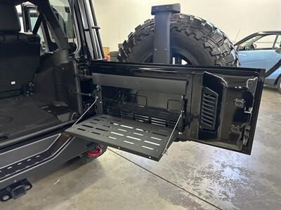 2015 Jeep Wrangler Unlimited Rubicon  OVERLANDER TENT SETUP - Photo 40 - Portland, OR 97220