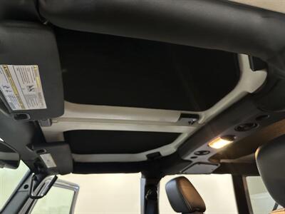 2015 Jeep Wrangler Unlimited Rubicon  OVERLANDER TENT SETUP - Photo 36 - Portland, OR 97220