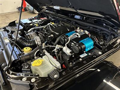 2015 Jeep Wrangler Unlimited Rubicon  OVERLANDER TENT SETUP - Photo 43 - Portland, OR 97220