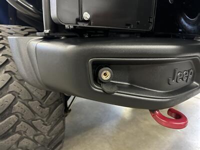 2015 Jeep Wrangler Unlimited Rubicon  OVERLANDER TENT SETUP - Photo 58 - Portland, OR 97220