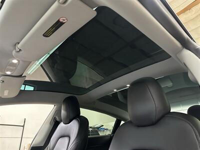 2020 Tesla Model 3 Long Range  1-Owner AWD - Photo 19 - Portland, OR 97220