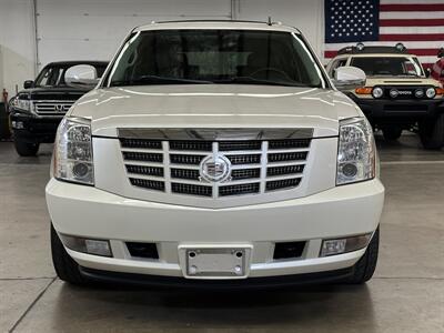 2011 Cadillac Escalade   - Photo 7 - Portland, OR 97220