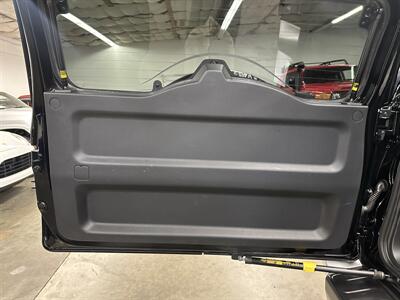 2011 Toyota FJ Cruiser   - Photo 32 - Portland, OR 97220