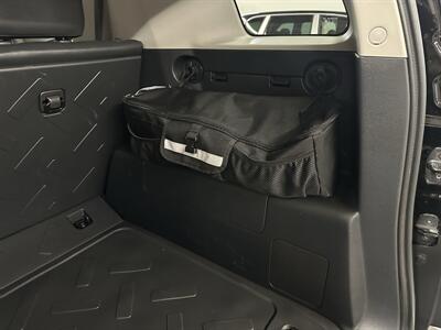 2011 Toyota FJ Cruiser   - Photo 34 - Portland, OR 97220