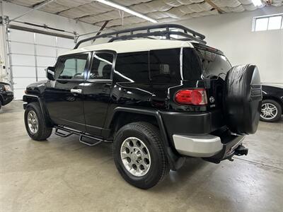 2011 Toyota FJ Cruiser   - Photo 5 - Portland, OR 97220