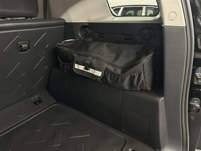 2011 Toyota FJ Cruiser   - Photo 34 - Portland, OR 97220