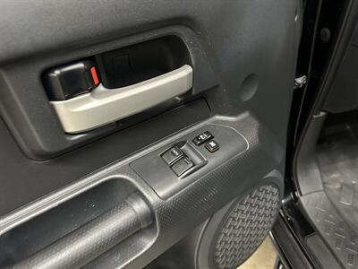 2011 Toyota FJ Cruiser   - Photo 26 - Portland, OR 97220
