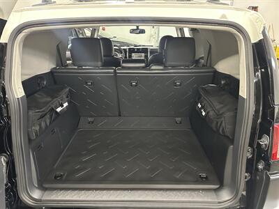 2011 Toyota FJ Cruiser   - Photo 18 - Portland, OR 97220